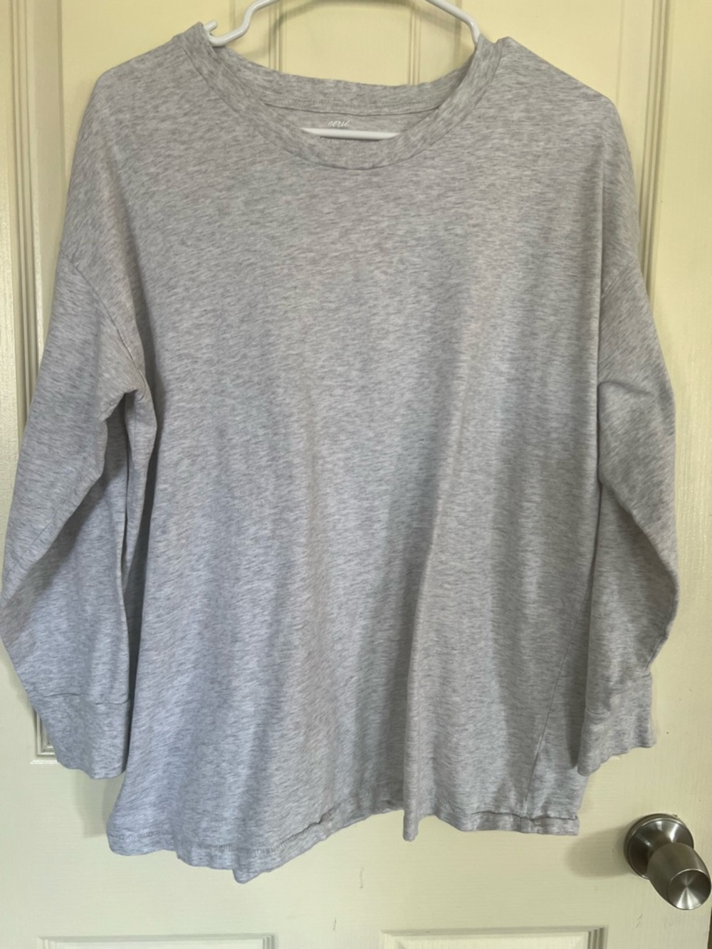 Aerie Gray Long Sleeve Tee Women’s Medium Soft Basic Casual Lightweight
